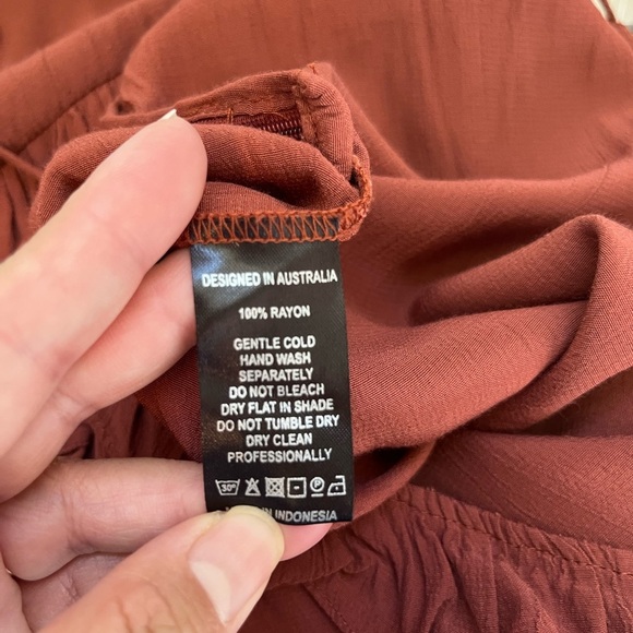 SWF Hannah Maxi Dress Ruffled in Indian Red Rust Color Size Large Rayon - Picture 5 of 8